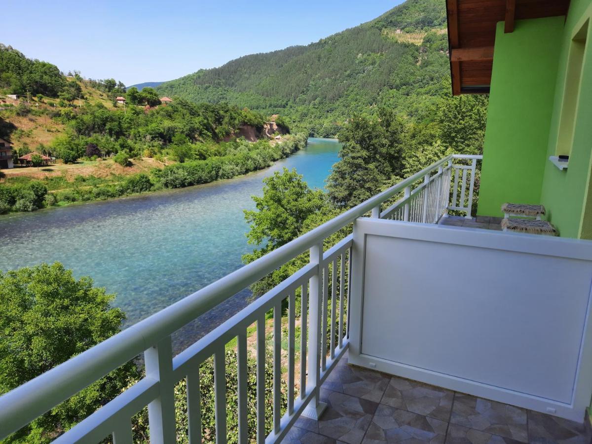 Apartmani Vila Na Drini ฟอชา ภายนอก รูปภาพ