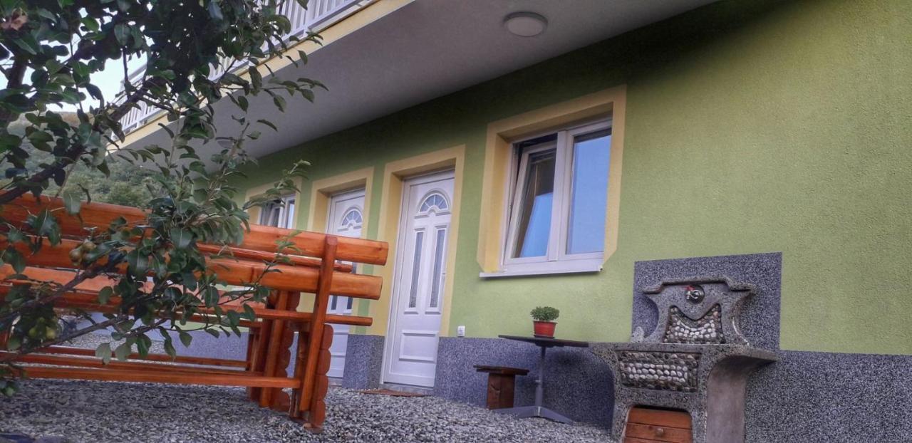 Apartmani Vila Na Drini ฟอชา ภายนอก รูปภาพ