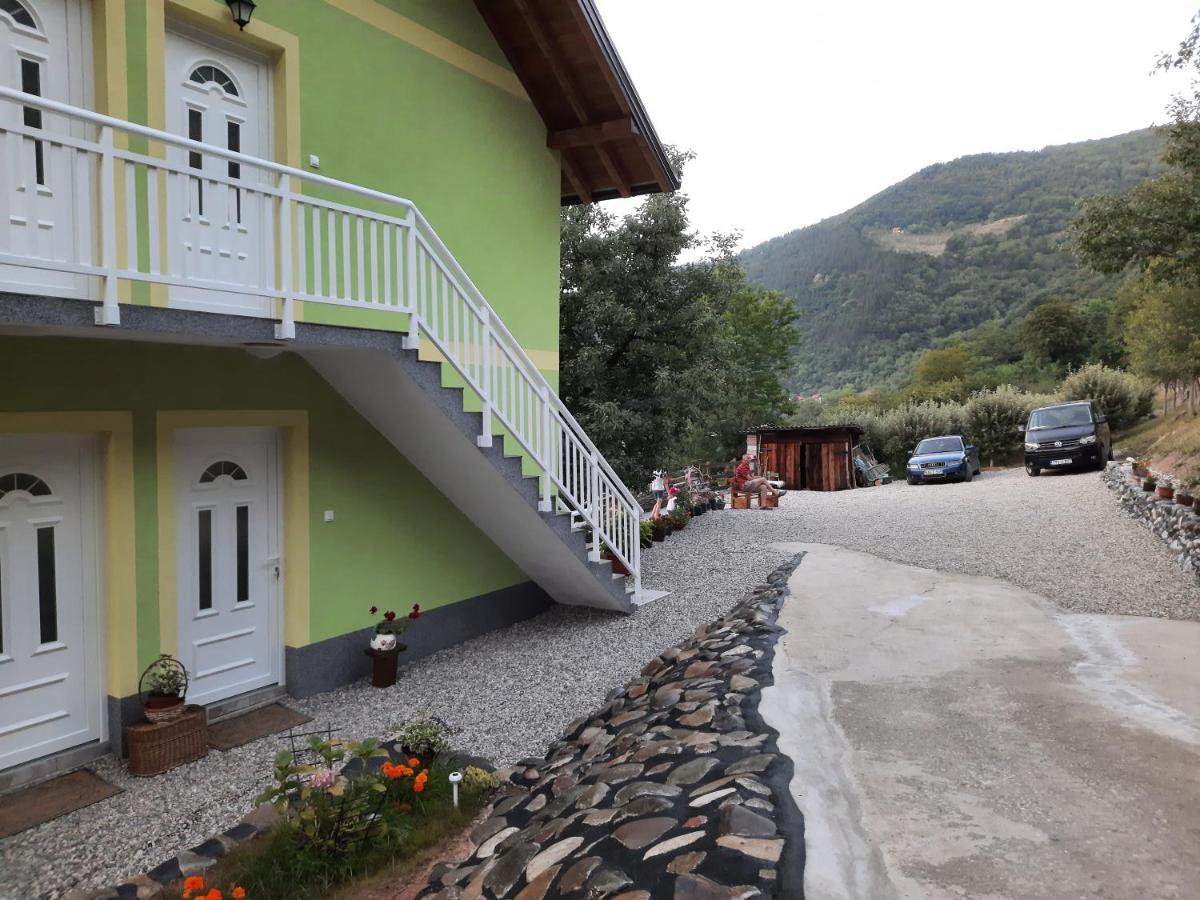 Apartmani Vila Na Drini ฟอชา ภายนอก รูปภาพ