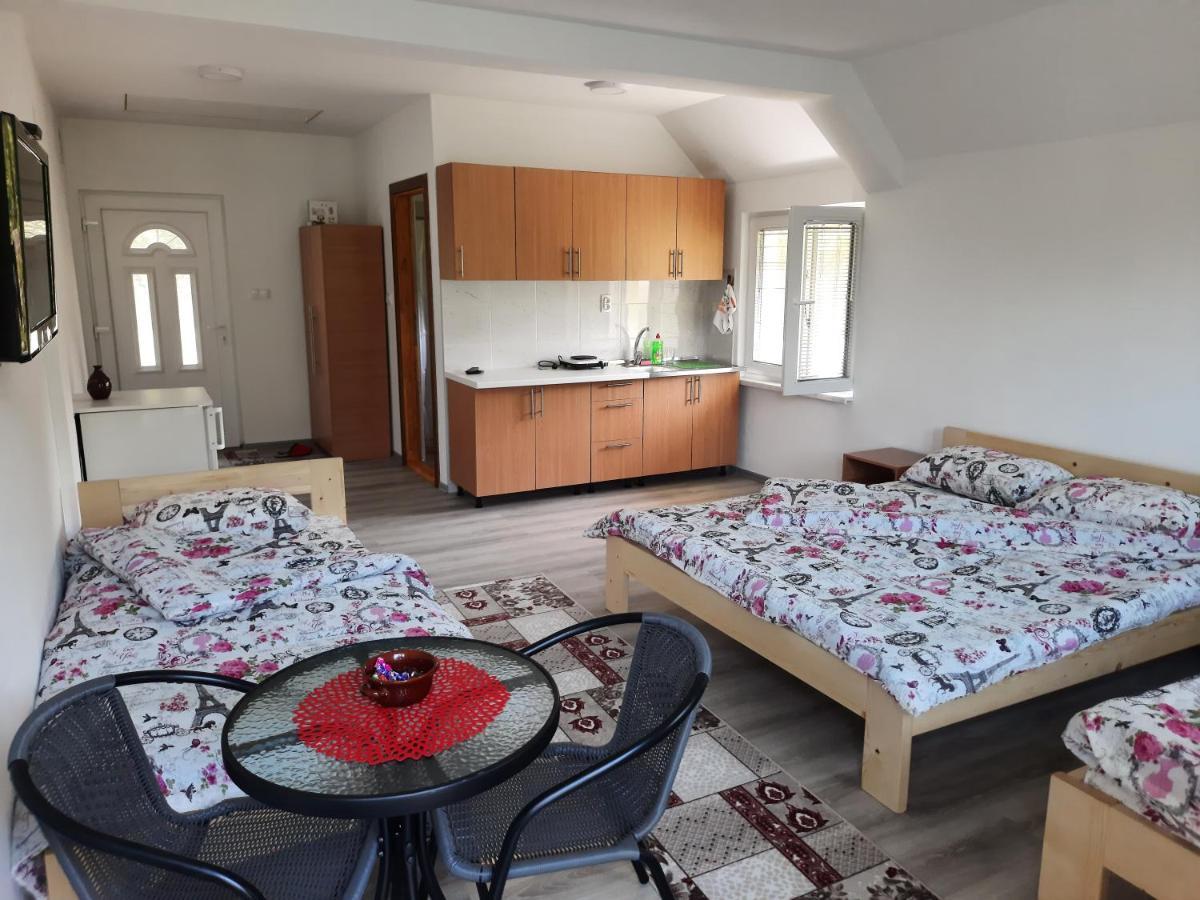 Apartmani Vila Na Drini ฟอชา ภายนอก รูปภาพ