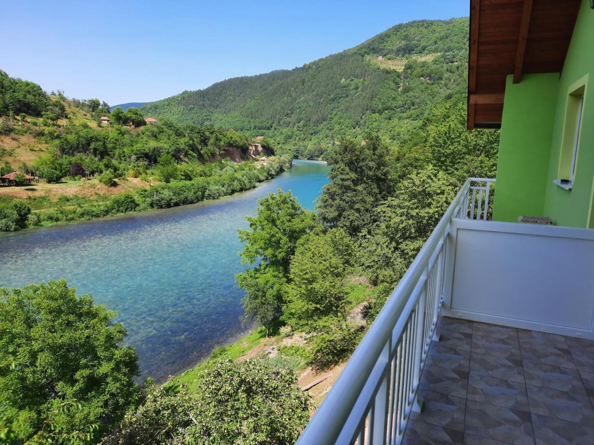 Apartmani Vila Na Drini ฟอชา ภายนอก รูปภาพ